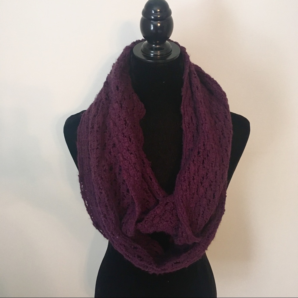 Kirra infinity scarf from PacSun